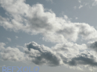 写真：早く流れる雲の画像